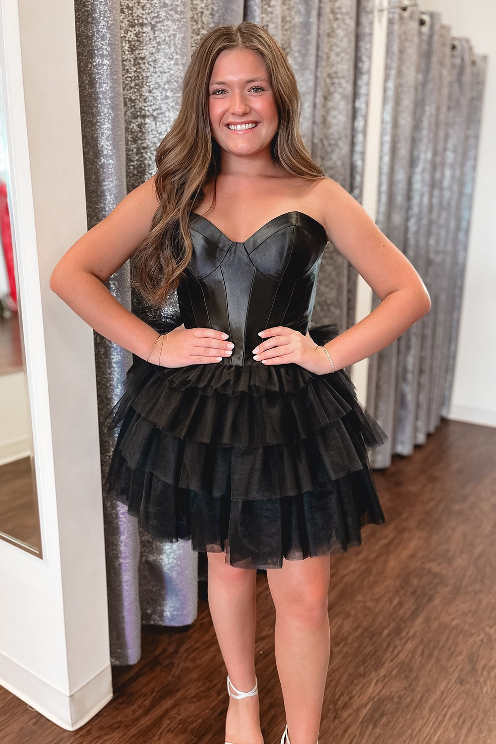 A-Line Sweetheart Black Tiered Ruffle Corset Homecoming Dresses