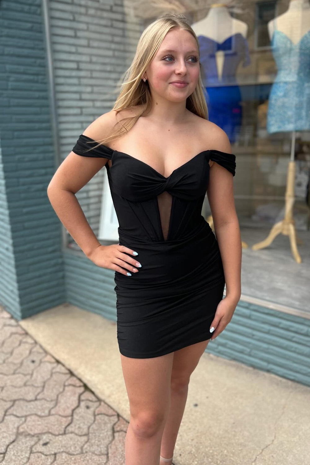 Black Off The Shoulder Hollw-out Tight Homecoming Dress