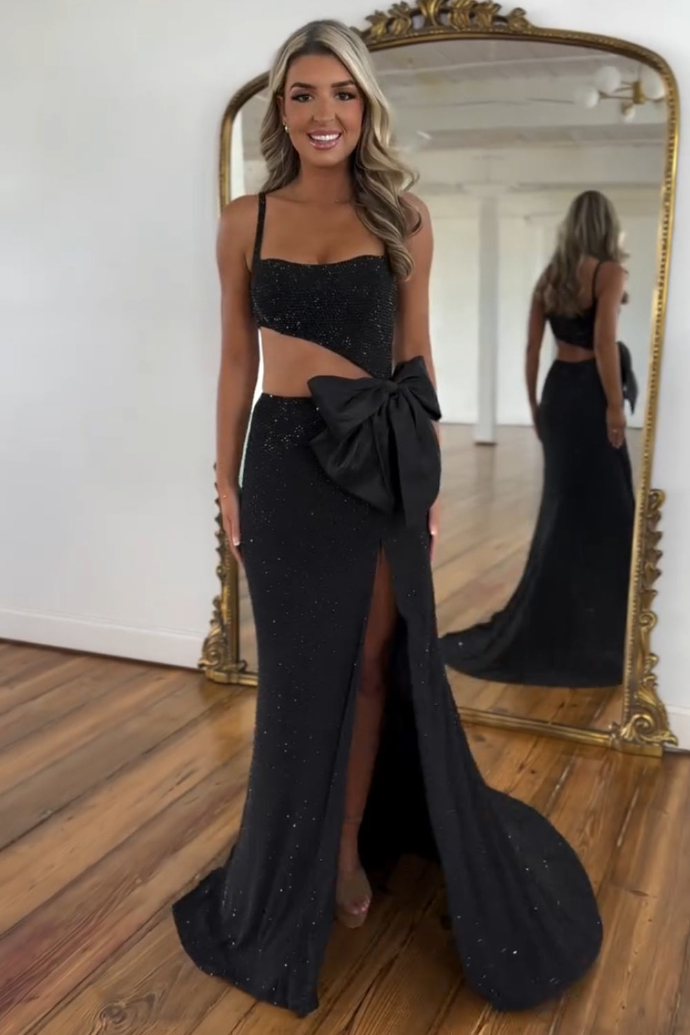 Glitter Black Bow Hollow-out Slit Prom Dress with Beading