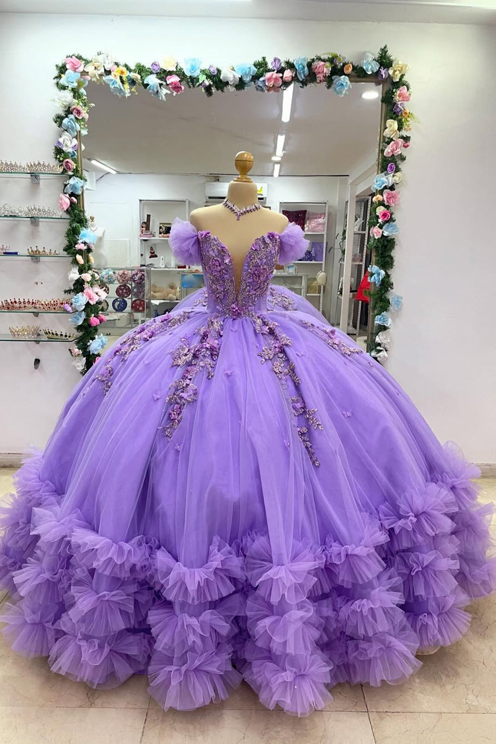 Tulles Purple Corset Ruffles Appliques Off the Shoulder Quinceanera Dress