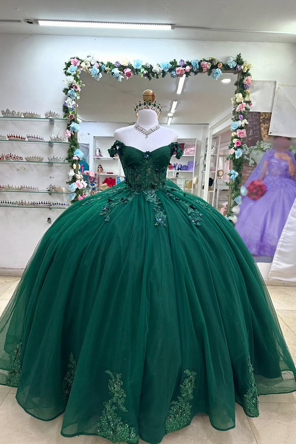 Dark Green Off the Shoulder Corset Appliques Tullle Quinceanera Dress