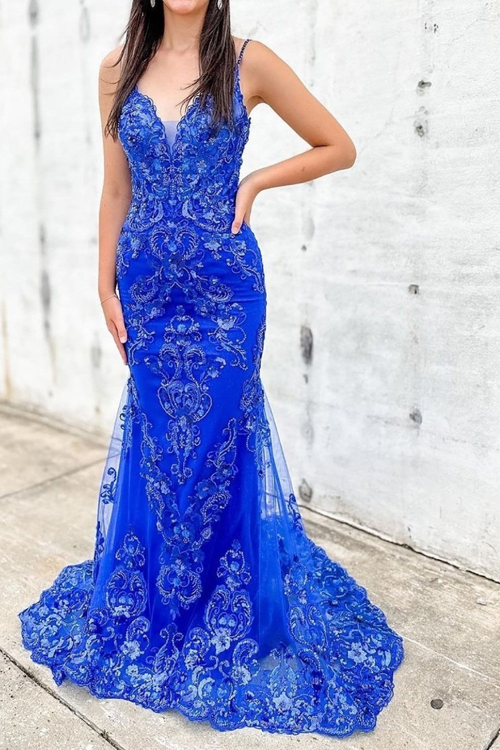 Goegeous Mermaid Royal Blue Spaghetti Straps Long Glitter Prom Dress