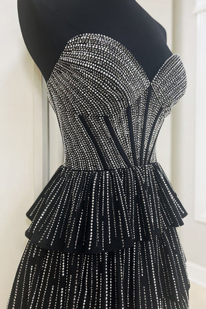 Sparkly Beading Corset Black A Line Sweetheart Tiered Homecoming Dress