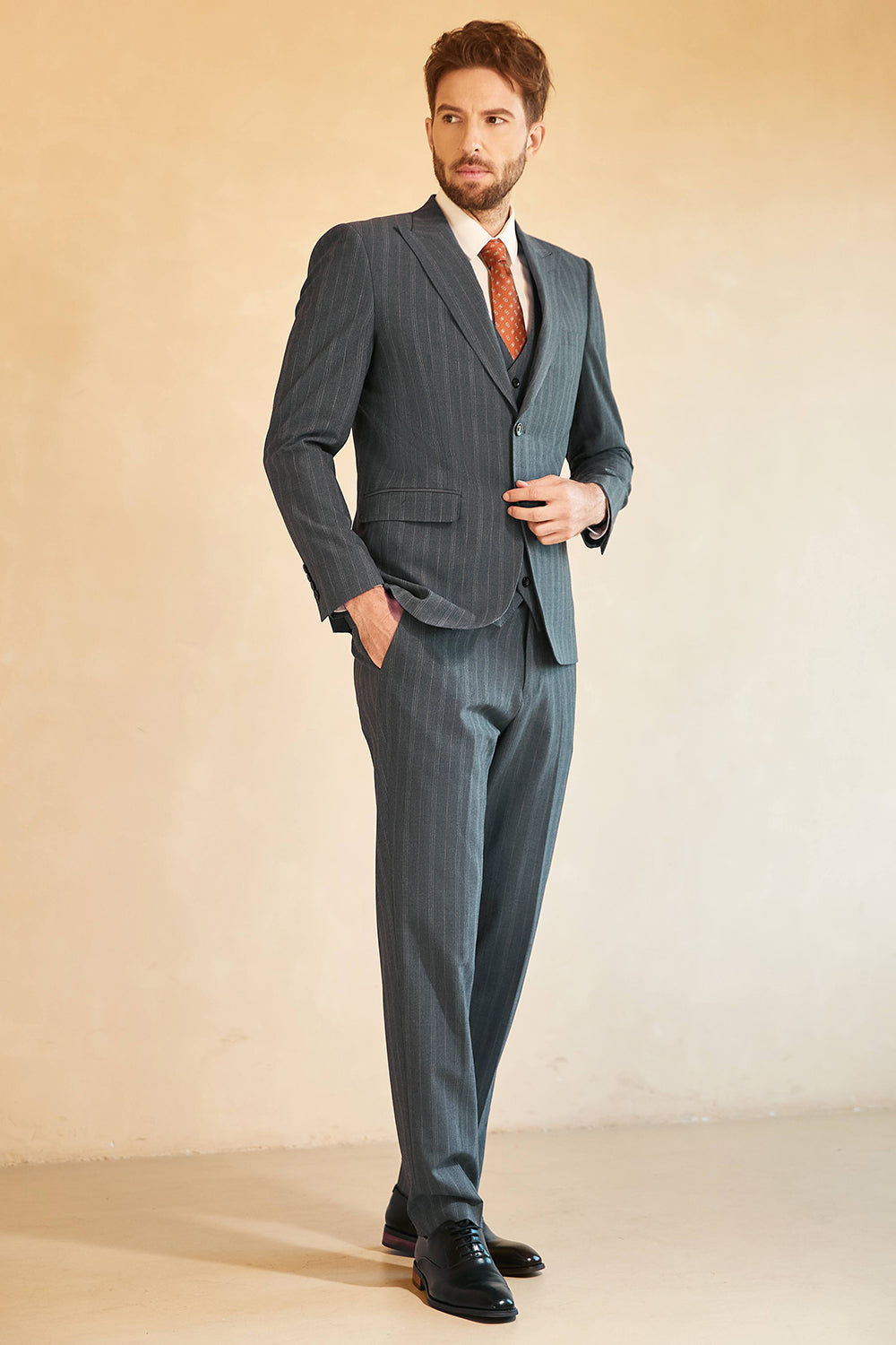 Grey Striped 3 Piece Peaked Lapel 2 Buttons Men Suit