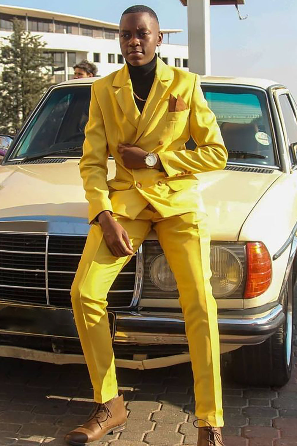 Yellow 2-Piece Notched Lapel Double Breasted Prom Suits