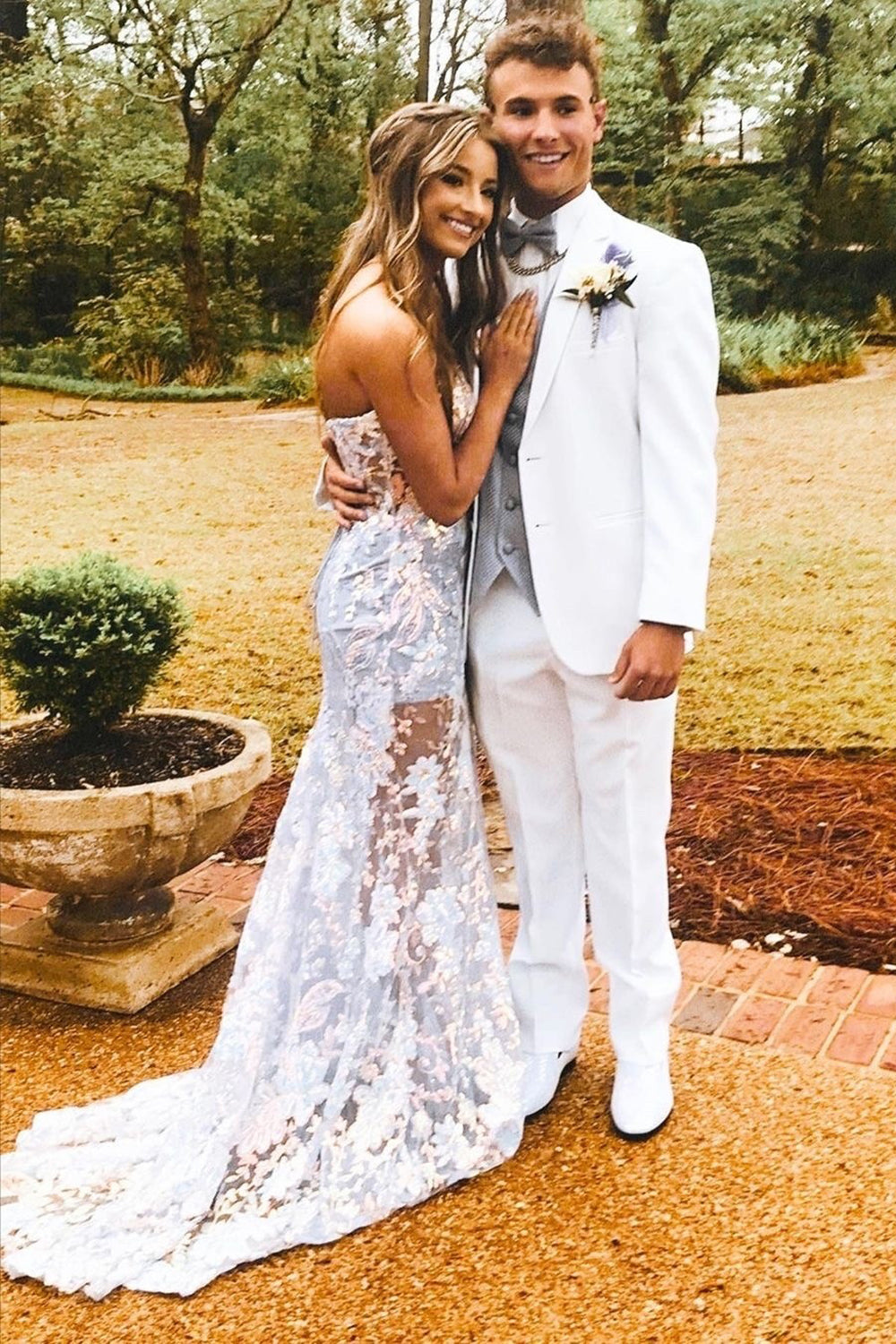 Men's White 2-Piece Notched Lapel Prom Suits